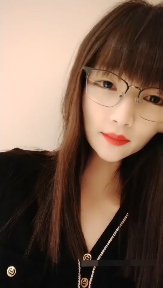 大二学妹午夜勾搭陌生人开房啪啪_1